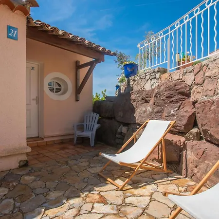 بيت للعطل Cap Esterel Vue